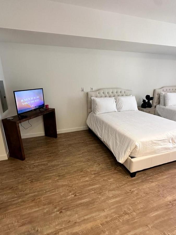 Studios Universal 10 Min Drive Free Parking And Wifi 洛杉矶 外观 照片